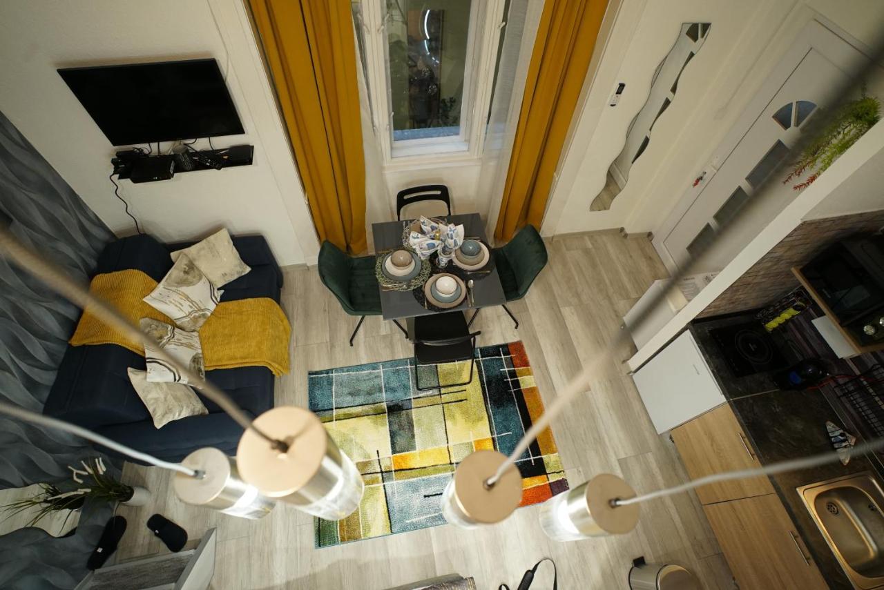 Suzan'S Apartment In The Heart Of ブダペスト エクステリア 写真